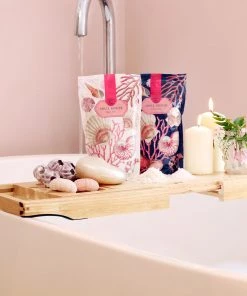 Cove Bathing INDULGENT BATH TREATS Shell Seeker Bath Milk