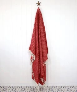 KLIPPAN Textured Red Eco Lambs Wool Throw Homeware