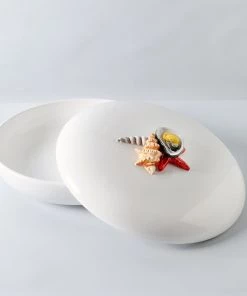Edelweiss Medium Ceramic Seashell Serving Bowl With Lid In White