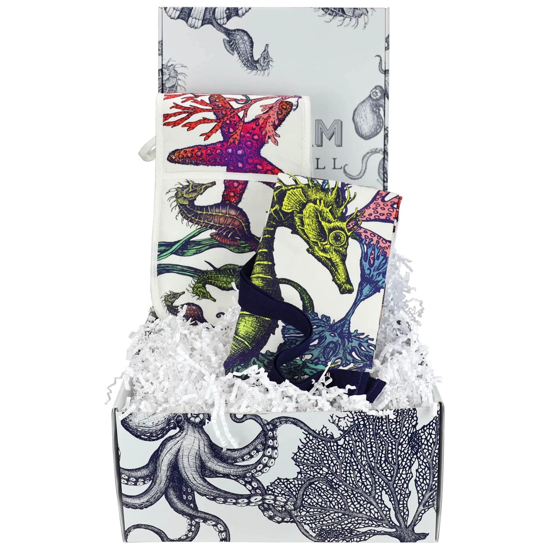 Cream Cornwall Oven Gloves & Apron Luxury Hamper - Reef 1 Cream Cornwall Oven Gloves & Apron Luxury Hamper - Reef