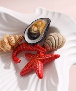 Edelweiss Scallop Shell Plate In White