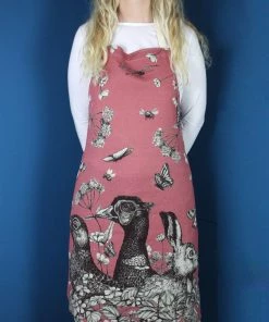 Magic Textiles Linen And Cotton Apron With Game Trio Design Kitchen & Dining