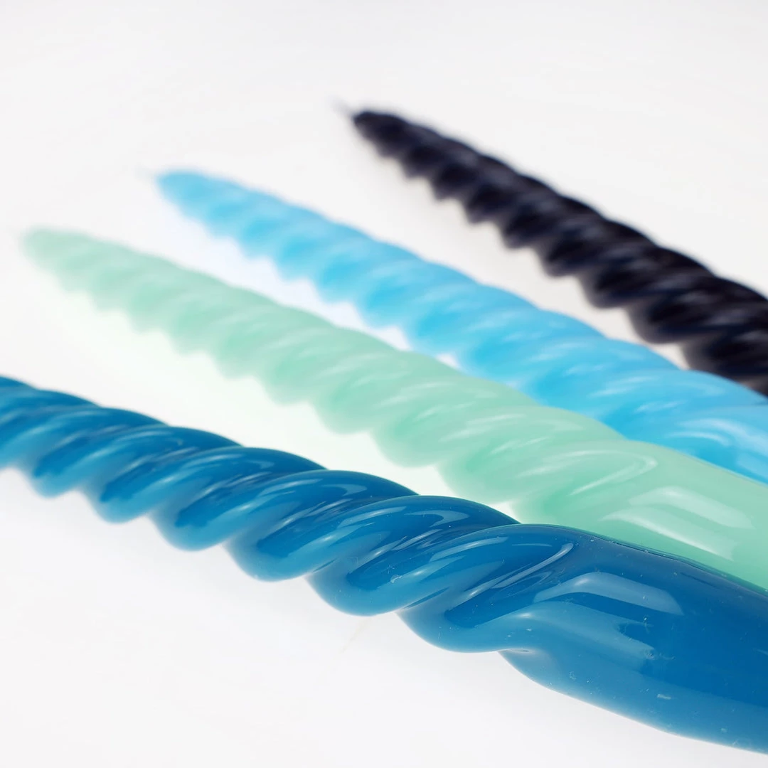 Graziani Barley Twist Lacquered Candle - Light Blue 4 Graziani Barley Twist Lacquered Candle - Light Blue